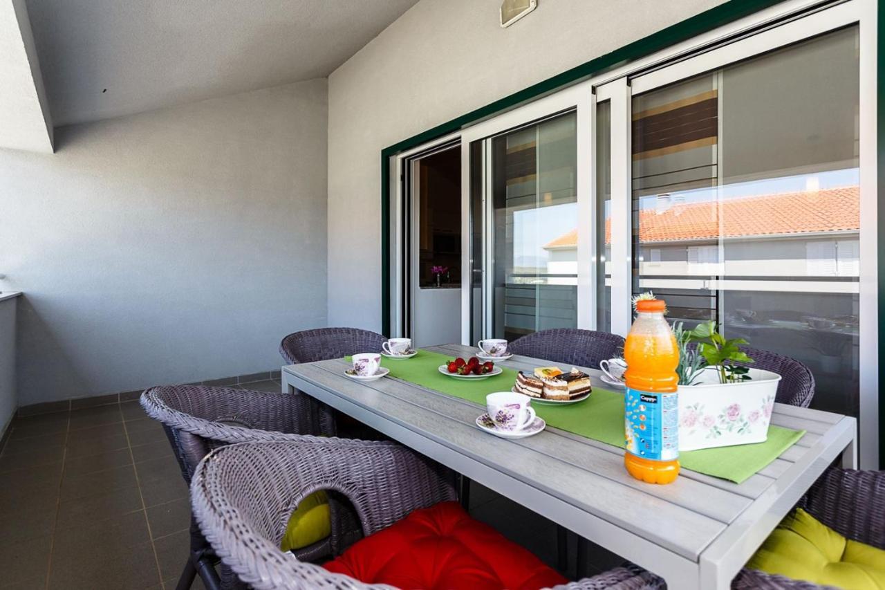 Apartment Adria 3 Малинска Экстерьер фото